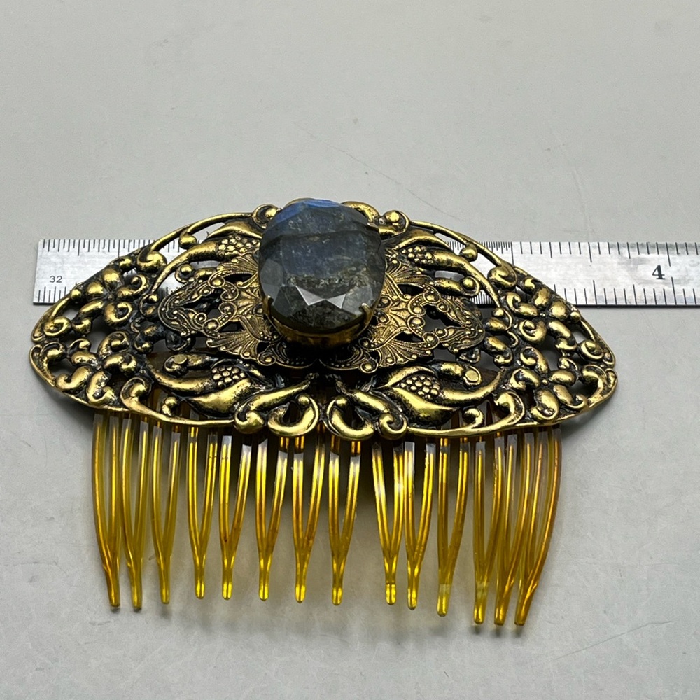 Elegant Vintage Gold and Blue Labradorite Hair Comb - Picture 6 of 6